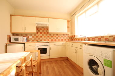 Leazes Court, Spital Tongues, Newcastle - Image 3